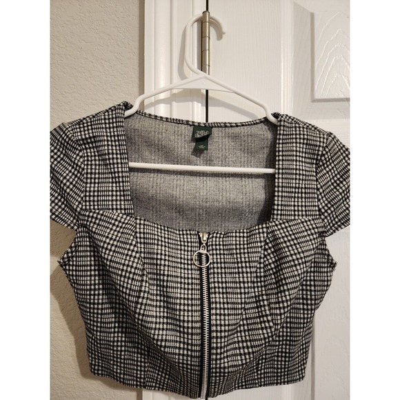 Wild Fable Plaid Crop Top Black White Checkered Front Zip Square Chic XS Preppy - Picture 5 of 6
